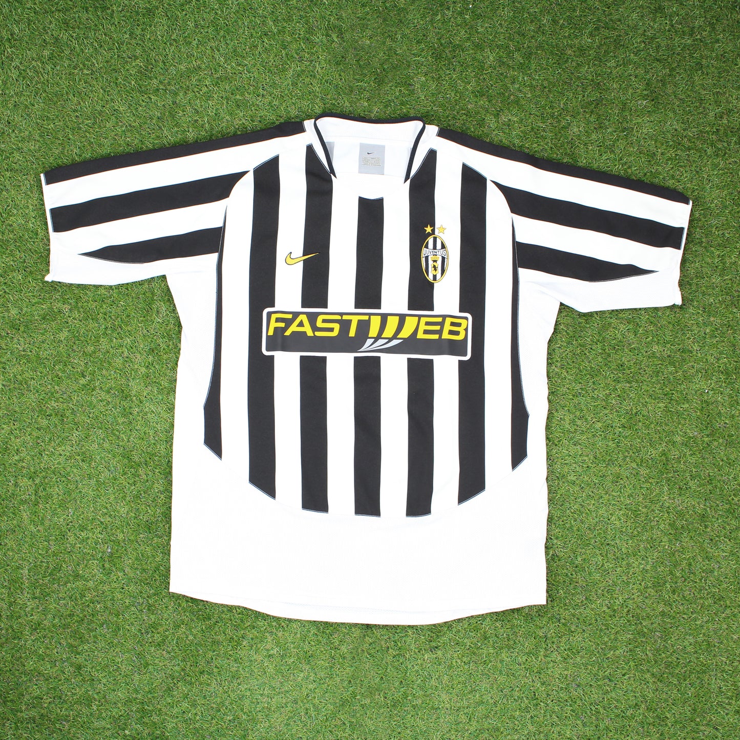 Juventus 2003/04 Heim Trikot + Hose