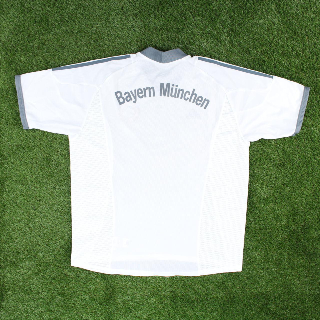 FC Bayern München 2002-04 Auswärts Trikot