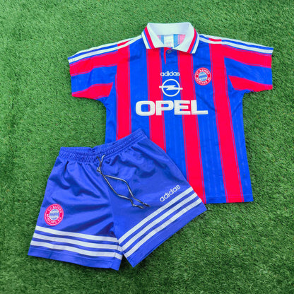 FC Bayern München 1995-97 Heim Trikot (+ Hose)