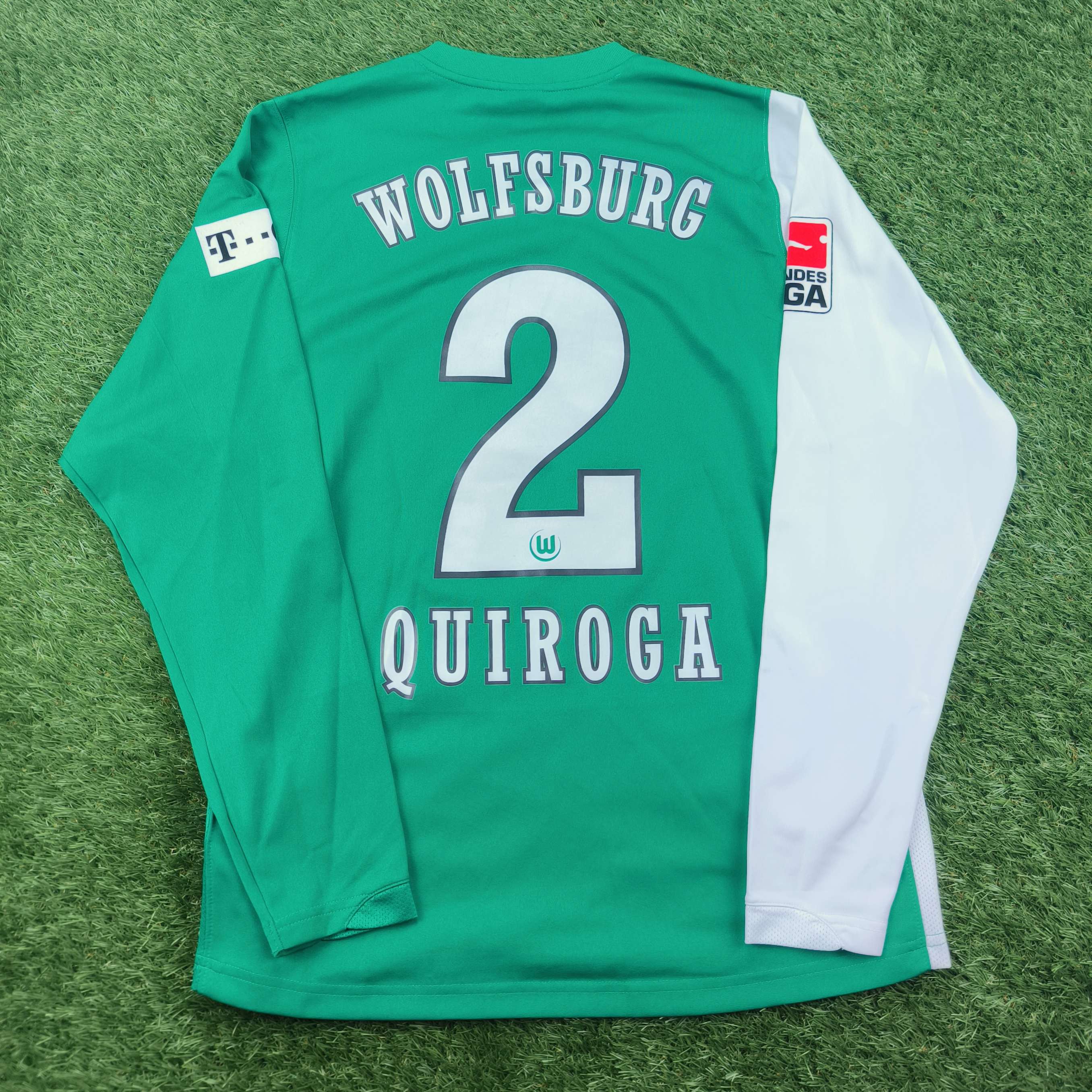 VfL Wolfsburg 2006/07 Quiroga #2 Heim Trikot