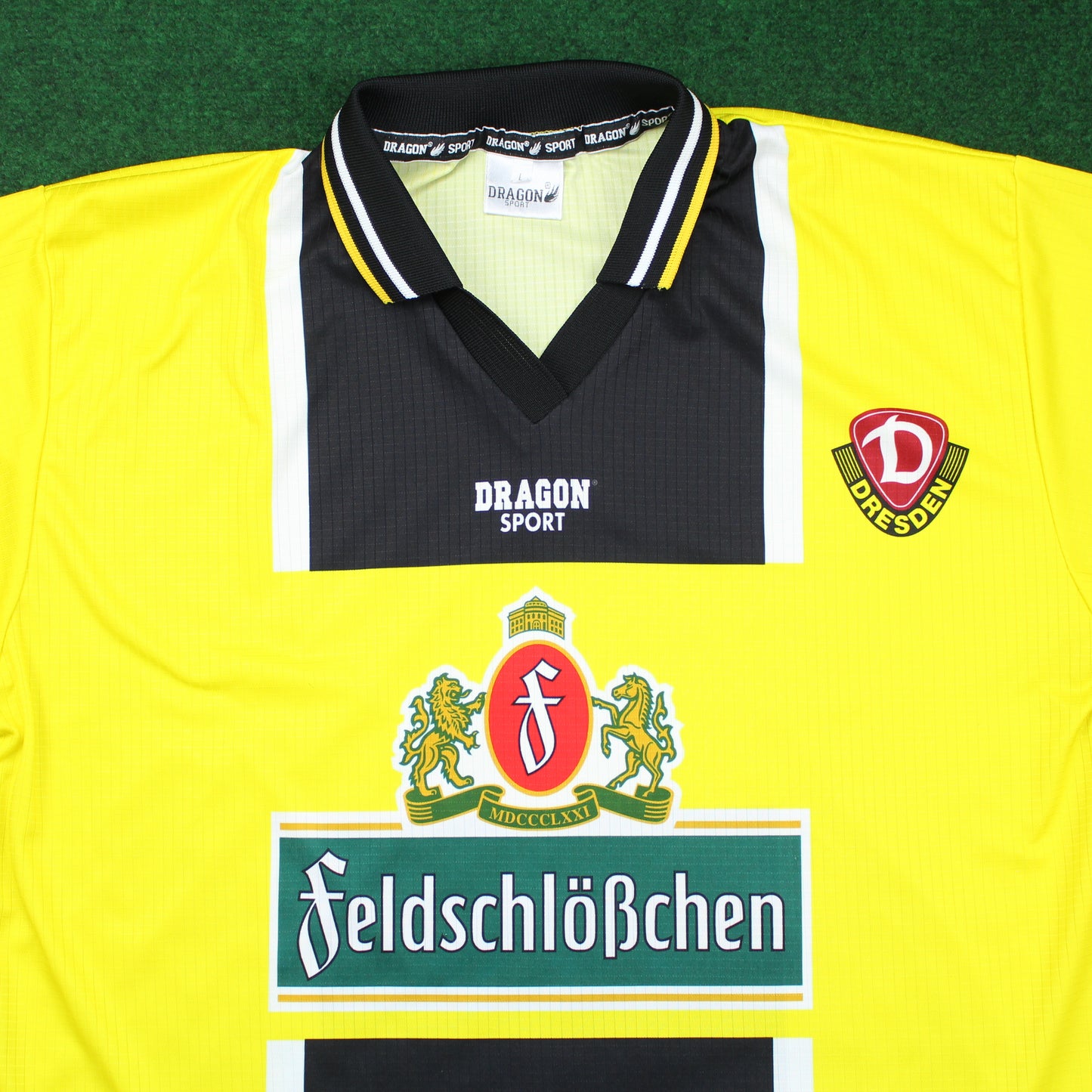 Dynamo Dresden 2001/02 Heimtrikot