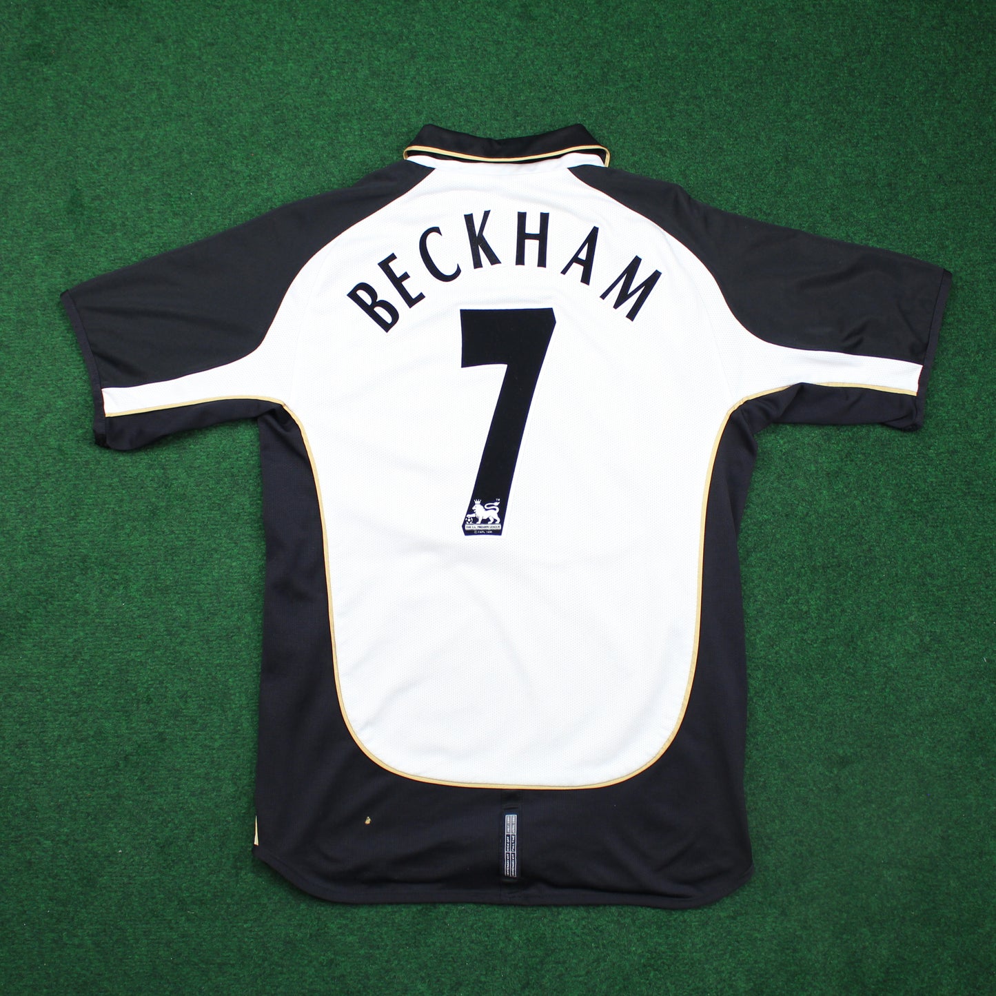 Manchester United 2001/02 Beckham #7 Wendetrikot