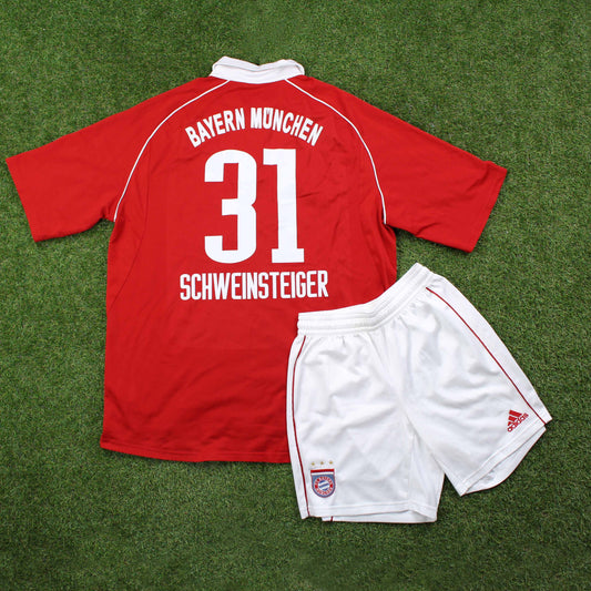FC Bayern München 2005-07 Schweinsteiger #31 Heim Trikot mit Hose