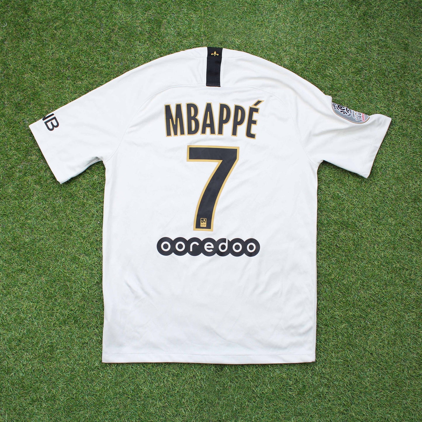 Paris Saint-Germain 2018/19 Mbappe #7 Auswärts Trikot