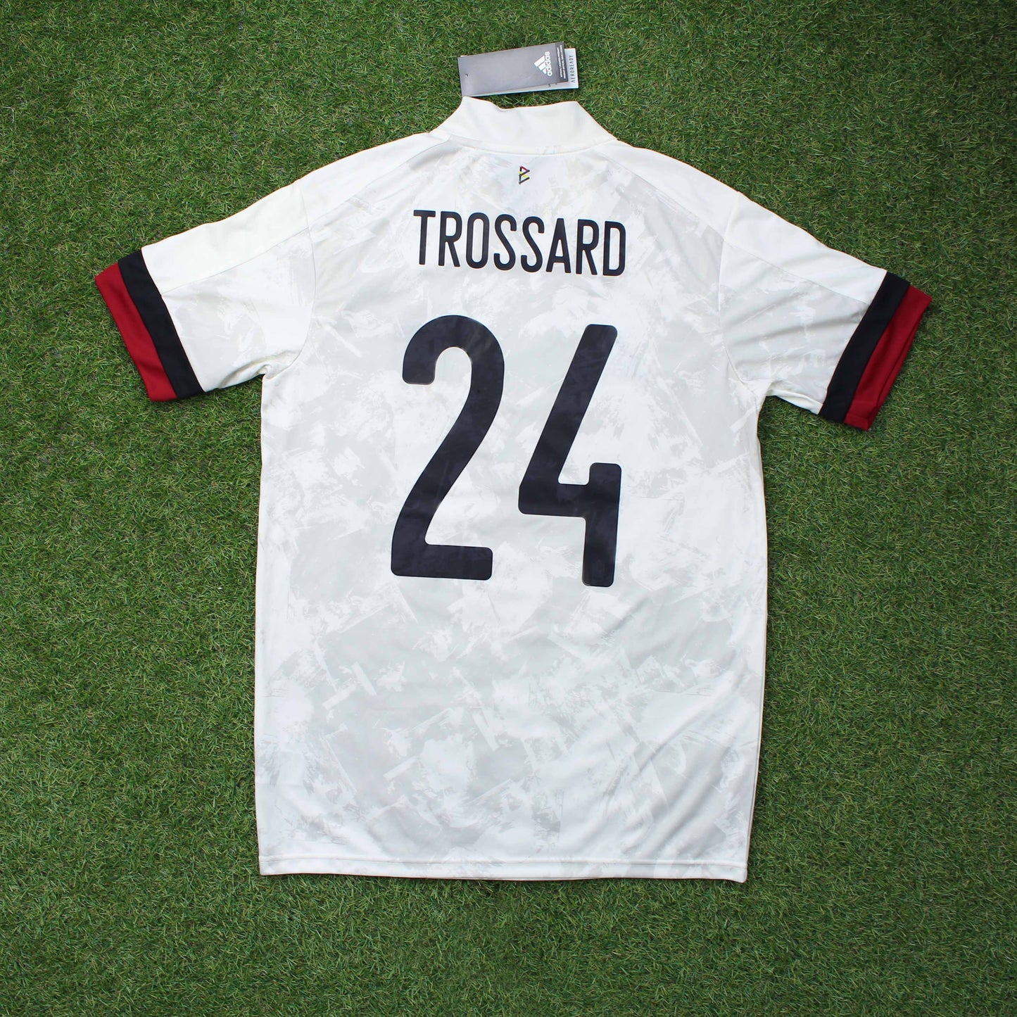 Belgien 2020 Trossard #24 Auswärts Trikot (Neu mit Etikett)