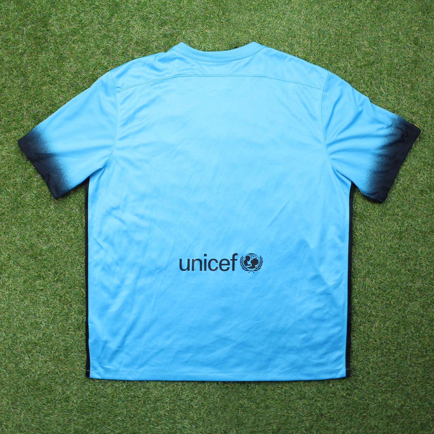 FC Barcelona 2015/16 Drittes Trikot