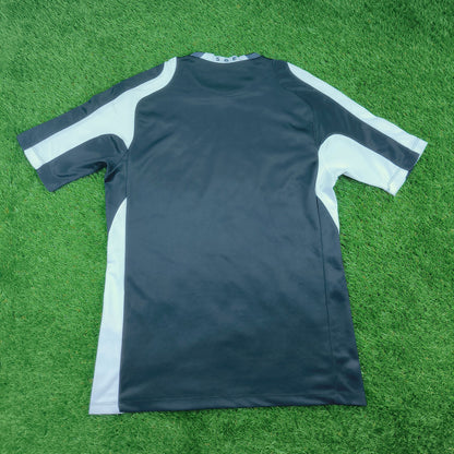 Eintracht Frankfurt 2013/14 Auswärts Trikot