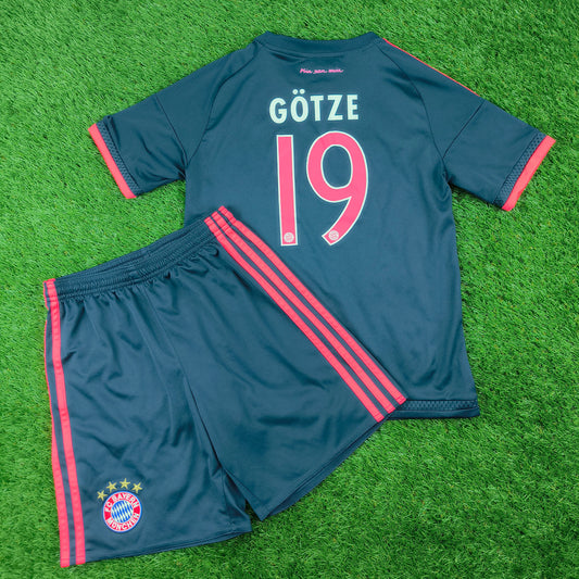 FC Bayern München 2015/16 Götze #19 Heim Trikot (+ Hose)