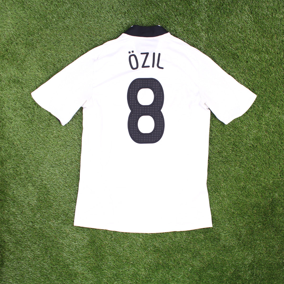 Deutschland 2008 Özil #8 Heim Trikot